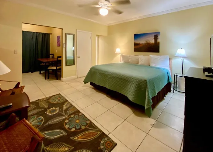 Resort Island Cay At Clearwater