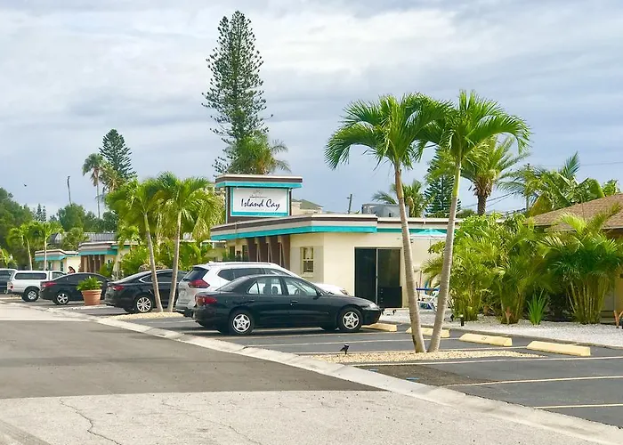 Island Cay At Clearwater Resort 3*